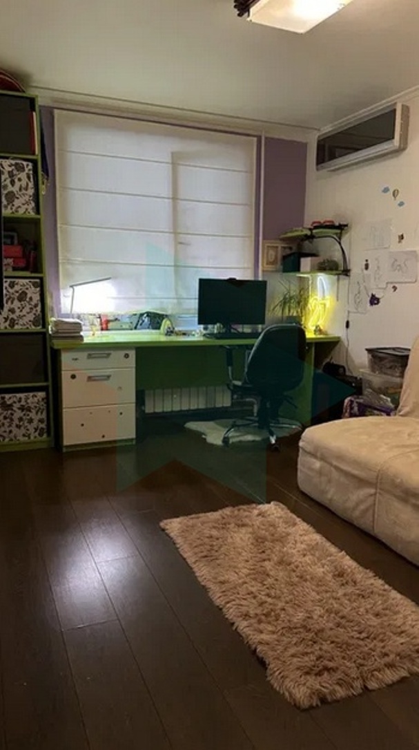 Продаж 2-кімнатної квартири 72 м², Робітнича вул., 77