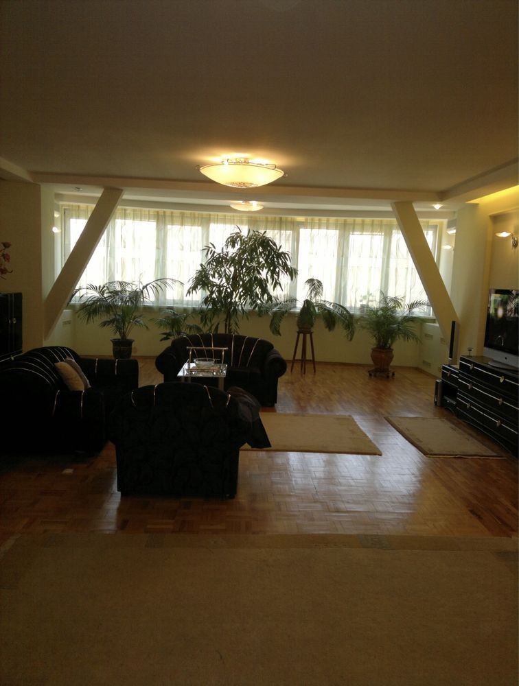 Продаж 3-кімнатної квартири 151 м², Гоголя вул., 20Б