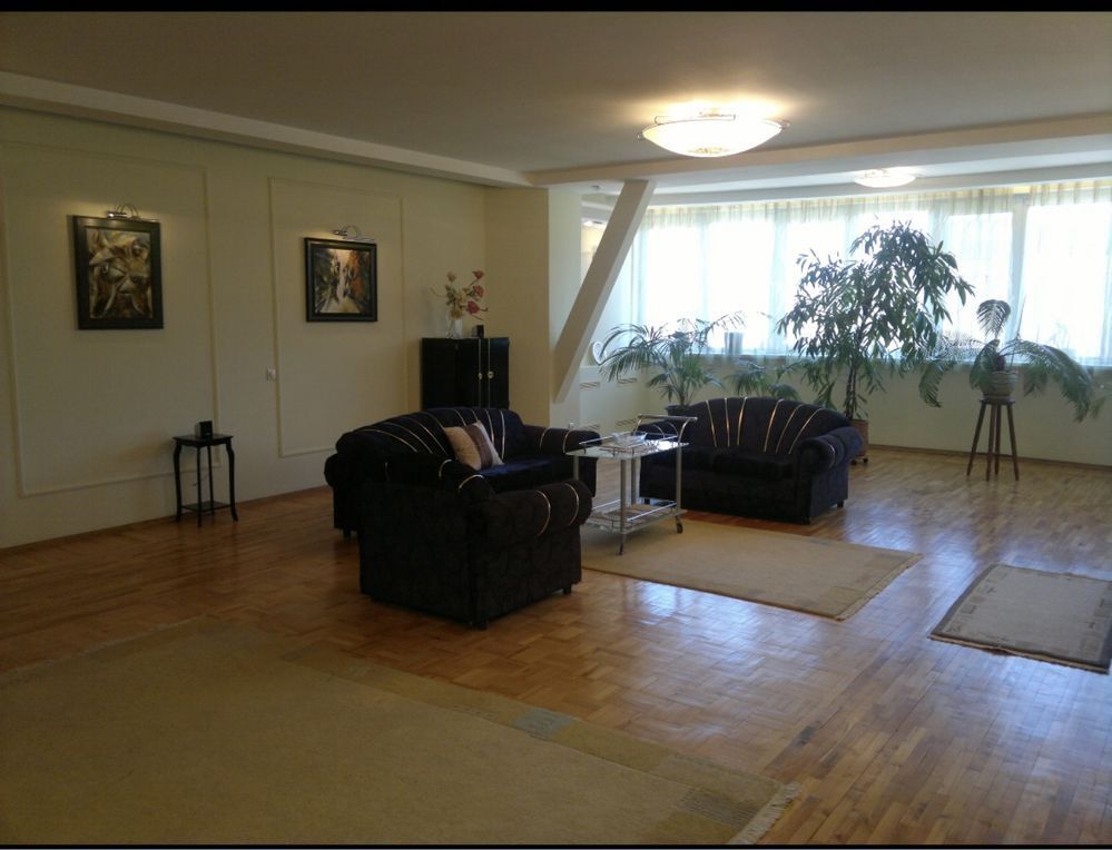 Продаж 3-кімнатної квартири 151 м², Гоголя вул., 20Б