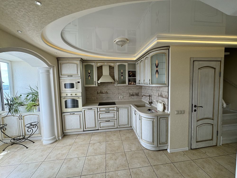 Оренда 2-кімнатної квартири 115 м², Маршала Малиновського вул., 20