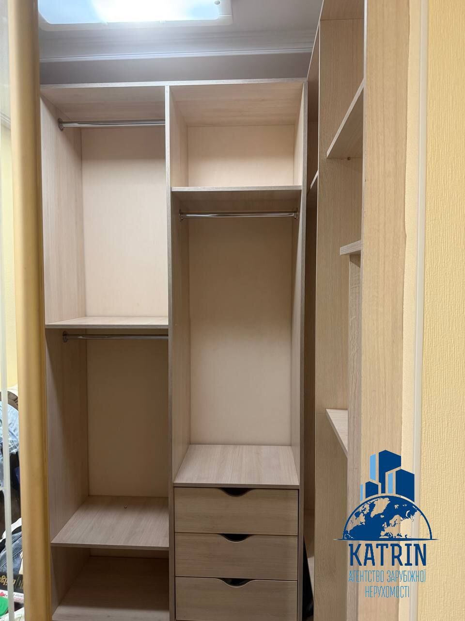 Продаж 2-кімнатної квартири 45 м², Тітова вул.