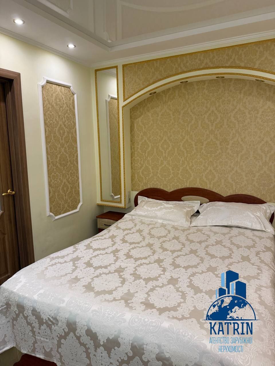 Продаж 2-кімнатної квартири 45 м², Тітова вул.