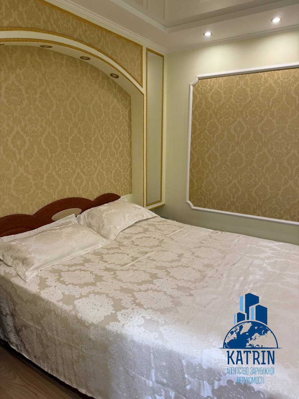 Продаж 2-кімнатної квартири 45 м², Тітова вул.