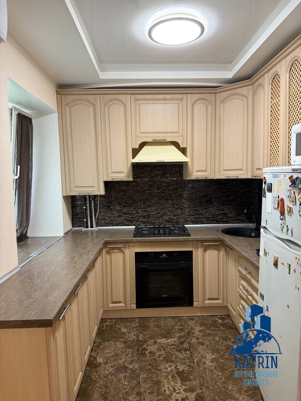 Продаж 2-кімнатної квартири 45 м², Тітова вул.