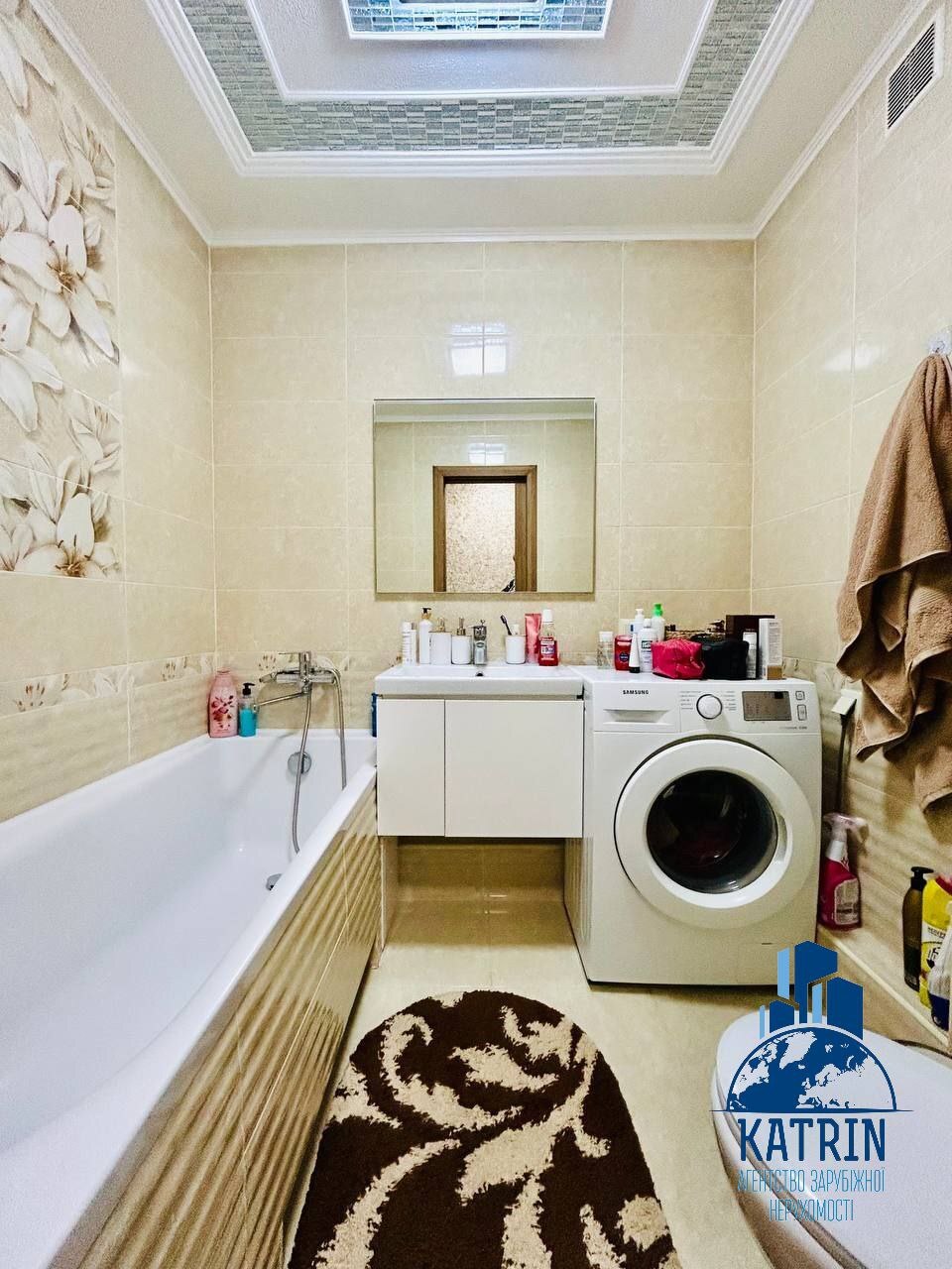 Продаж 2-кімнатної квартири 45 м², Тітова вул.