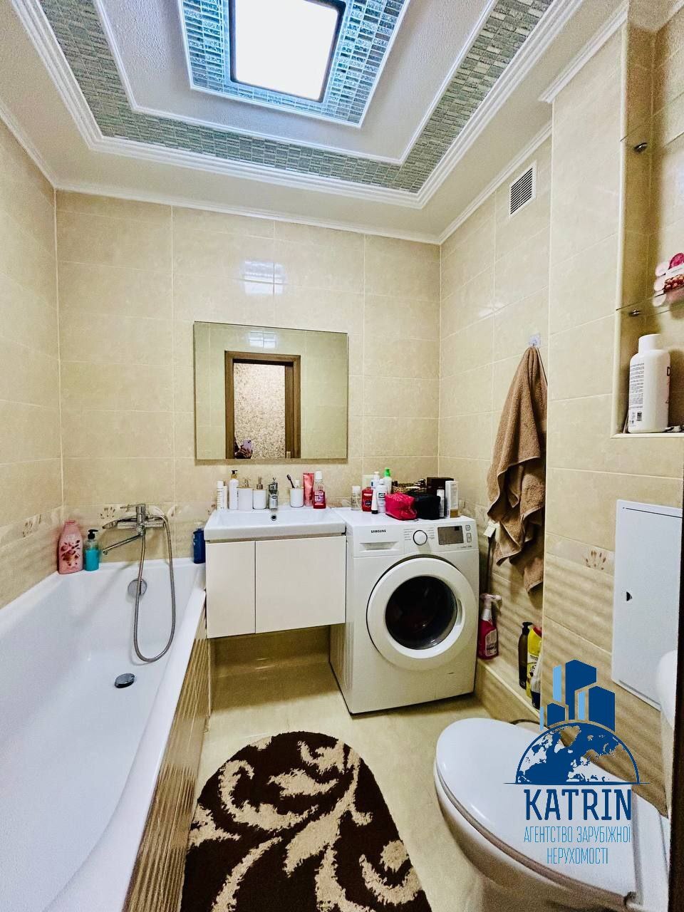 Продаж 2-кімнатної квартири 45 м², Тітова вул.