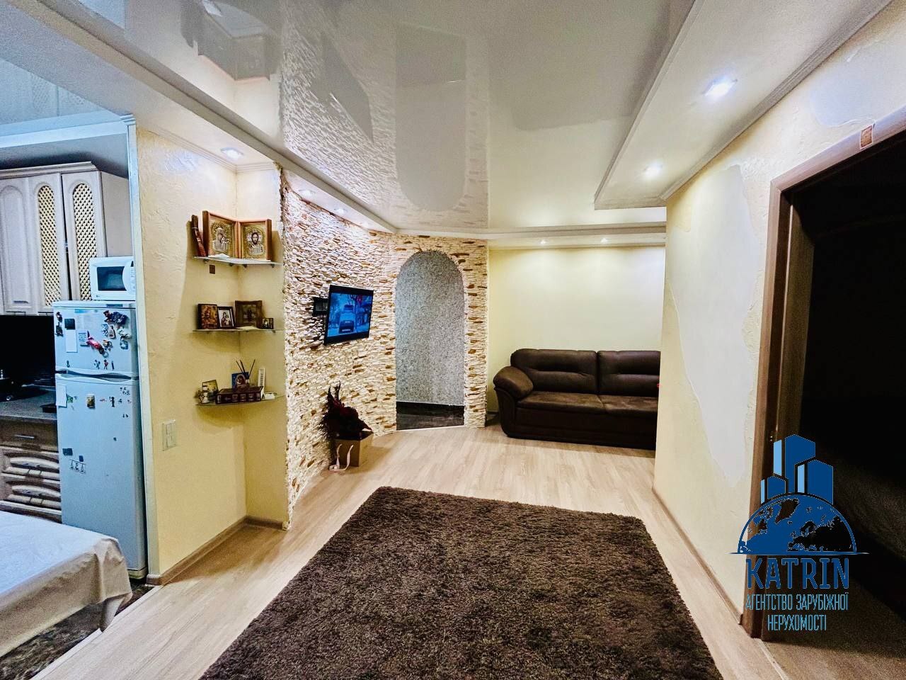 Продаж 2-кімнатної квартири 45 м², Тітова вул.
