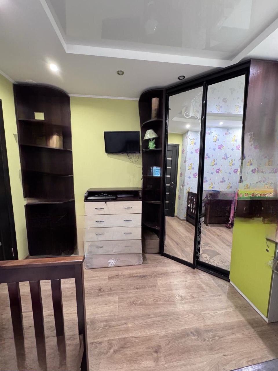 Продажа 3-комнатной квартиры 69 м², Терещенковская ул., 2
