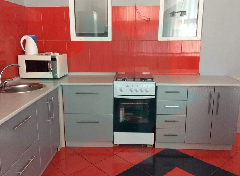 Аренда дома 220 м², Сташкова ул.