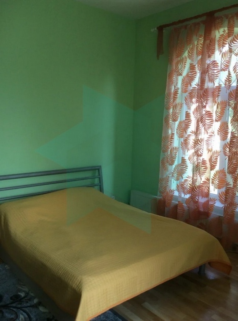 Аренда дома 220 м², Сташкова ул.