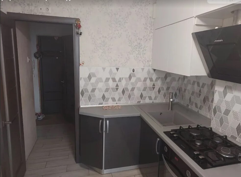 Продаж 3-кімнатної квартири 64 м², Миру просп.