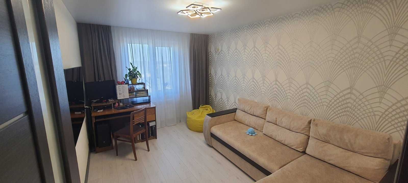 Продаж 3-кімнатної квартири 64 м², Миру просп.