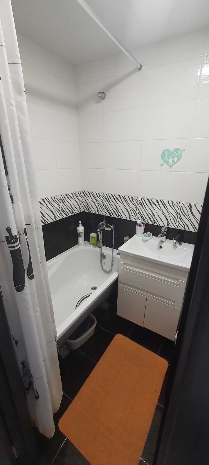 Продаж 3-кімнатної квартири 64 м², Миру просп.