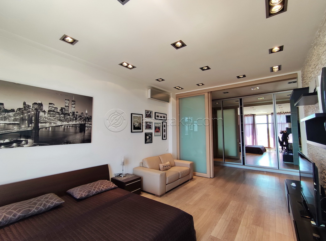 Аренда 2-комнатной квартиры 90 м², Гагаринское Плато ул., 5/3