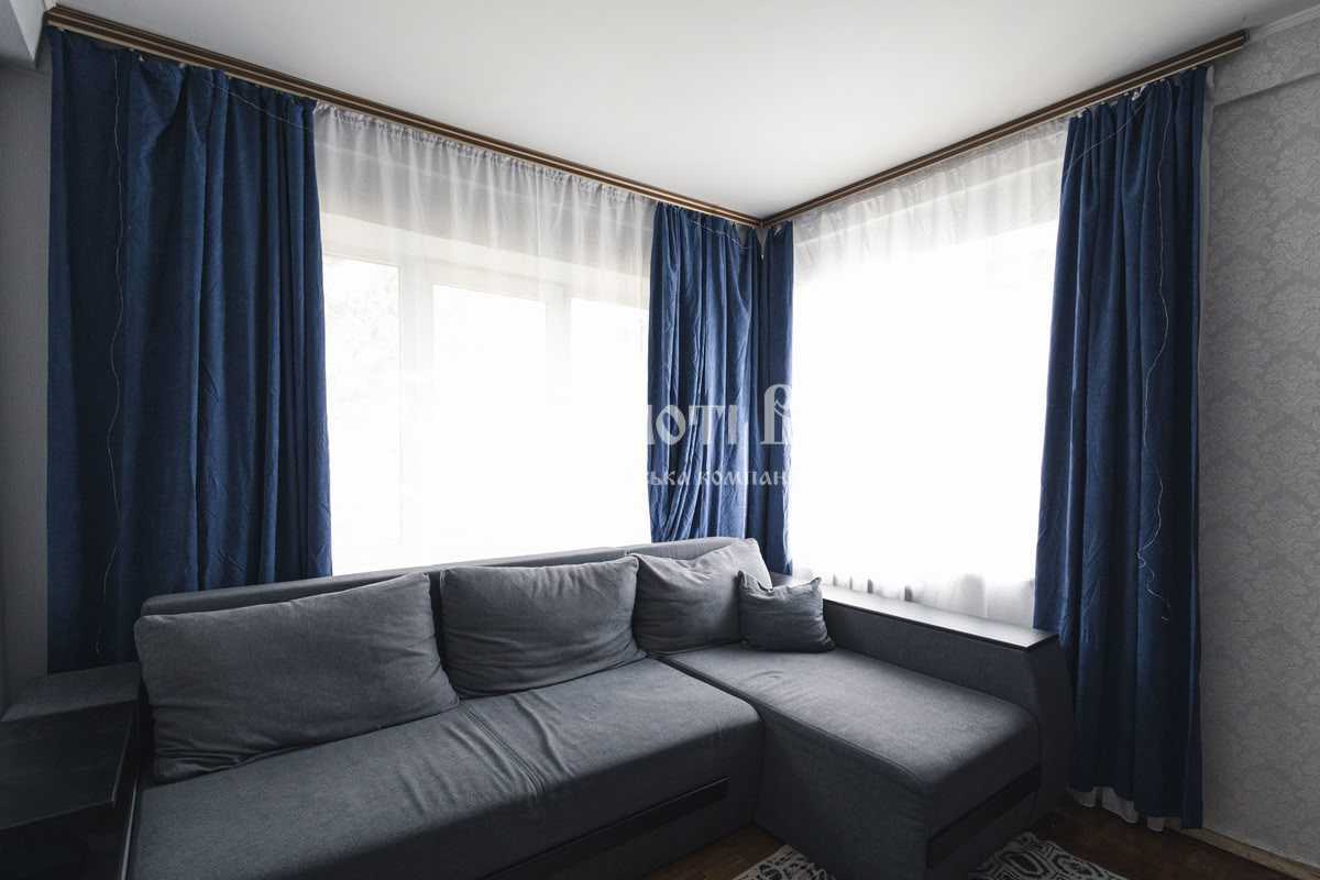 Продажа 2-комнатной квартиры 46.5 м², Ивана Микитенко ул., 15