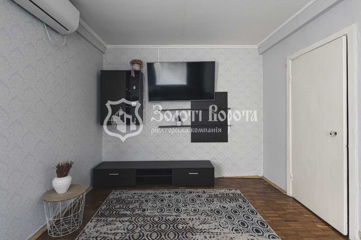 Продажа 2-комнатной квартиры 46.5 м², Ивана Микитенко ул., 15
