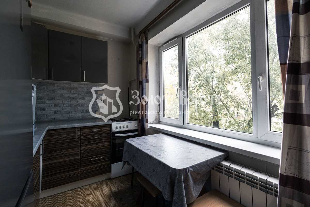 Продажа 2-комнатной квартиры 46.5 м², Ивана Микитенко ул., 15