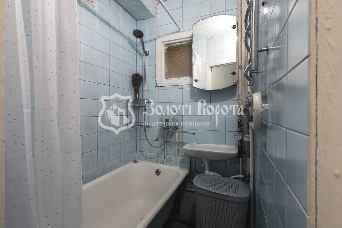 Продажа 2-комнатной квартиры 46.5 м², Ивана Микитенко ул., 15