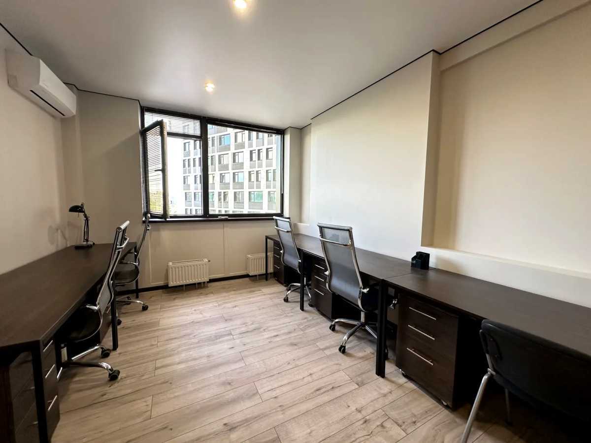 Аренда офиса 50 м², Берестейський, 11
