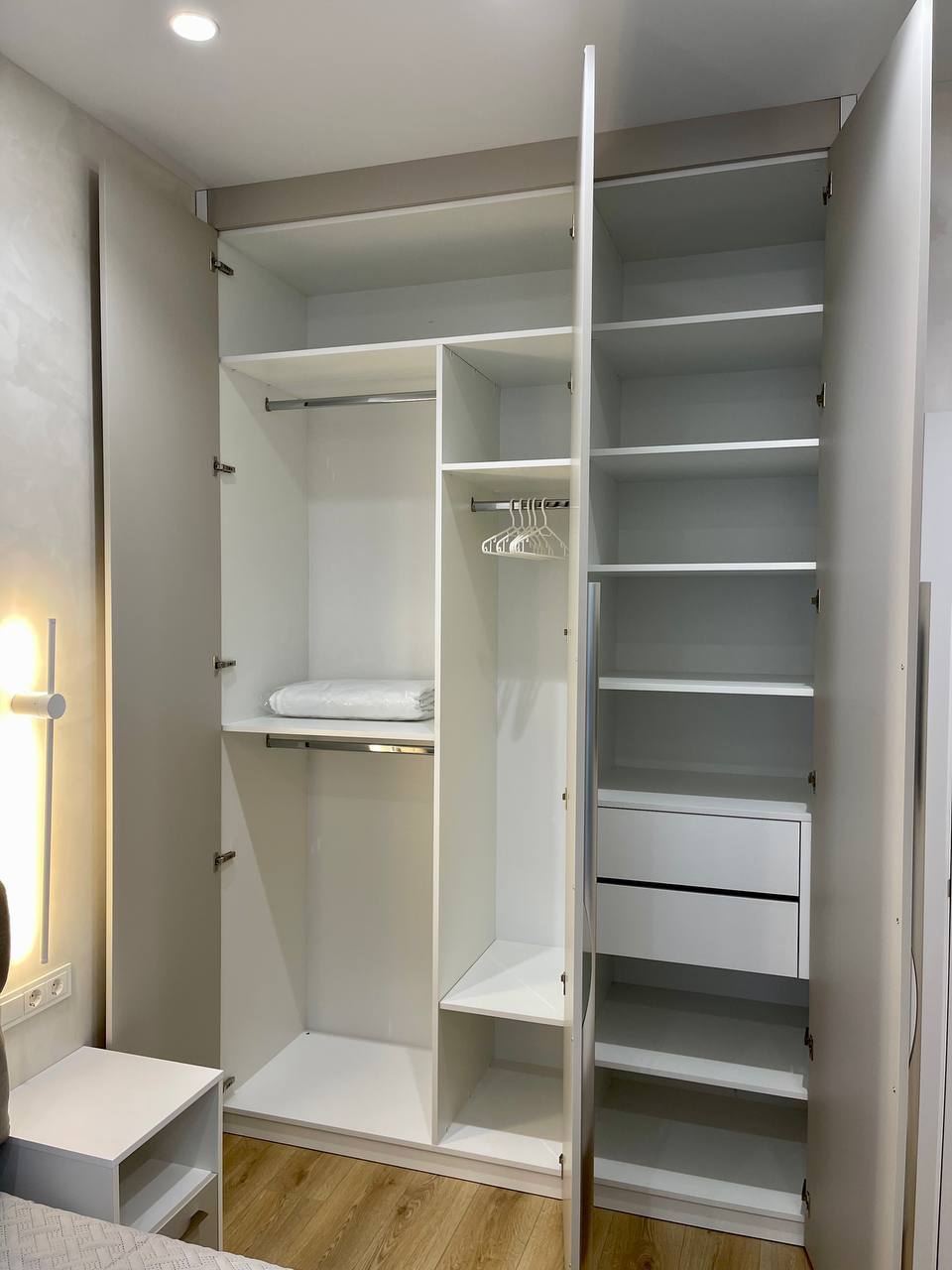 Продаж 2-кімнатної квартири 40 м², Костомаровська вул.