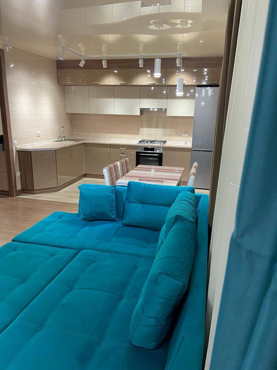 Продаж 1-кімнатної квартири 50 м², Запорізьке шосе