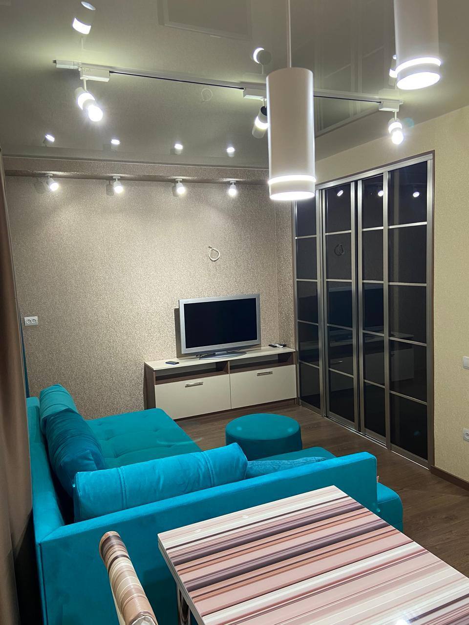 Продаж 1-кімнатної квартири 50 м², Запорізьке шосе
