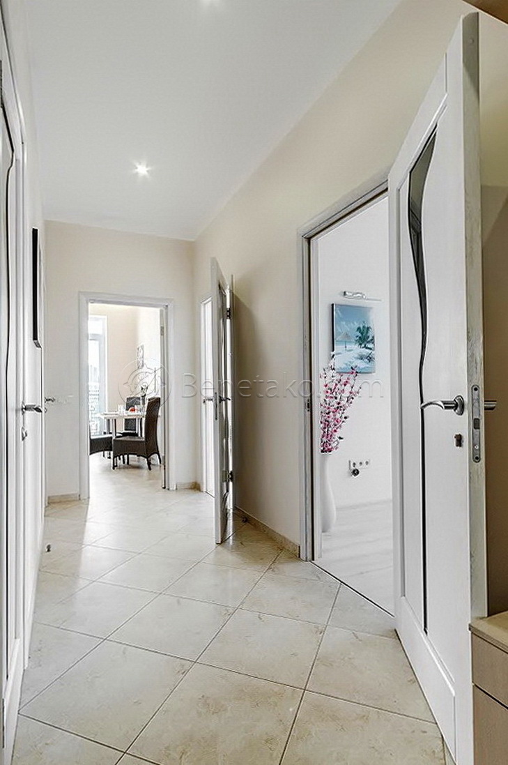 Продажа 3-комнатной квартиры 80 м², Французский бул., 60А