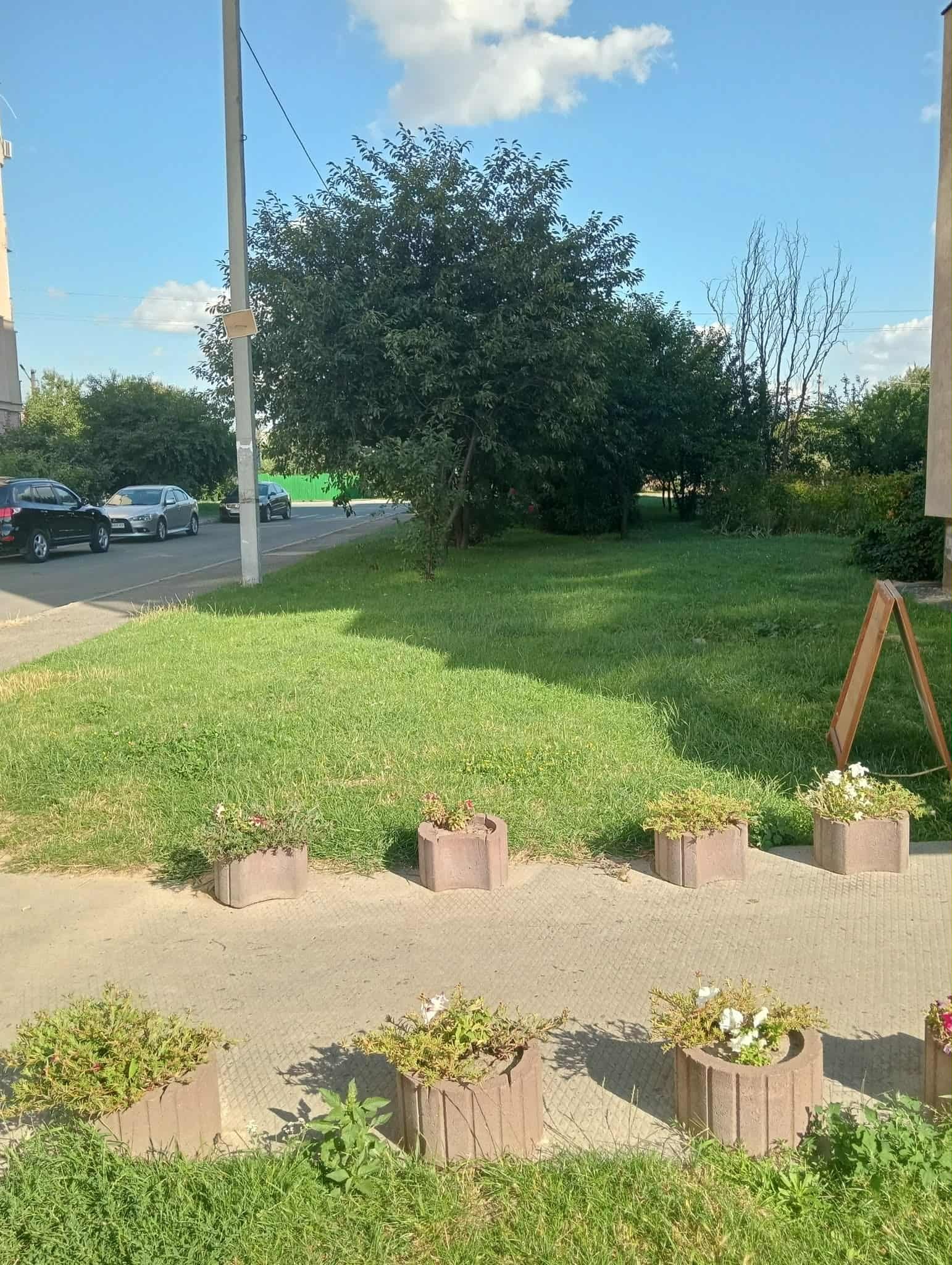 Аренда торгового помещения 30 м², Владимира Момота ул.