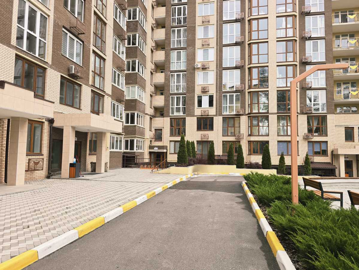 Продажа 3-комнатной квартиры 83.4 м², Василя Стуса, 64/68