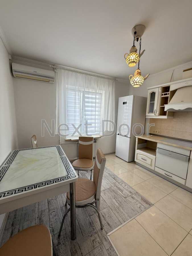 Продаж 2-кімнатної квартири 67.1 м², Івана Улітіна вул., Пулюя, 2
