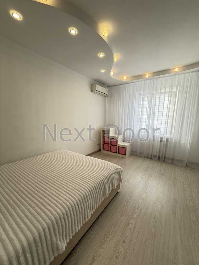 Продаж 2-кімнатної квартири 67.1 м², Івана Улітіна вул., Пулюя, 2