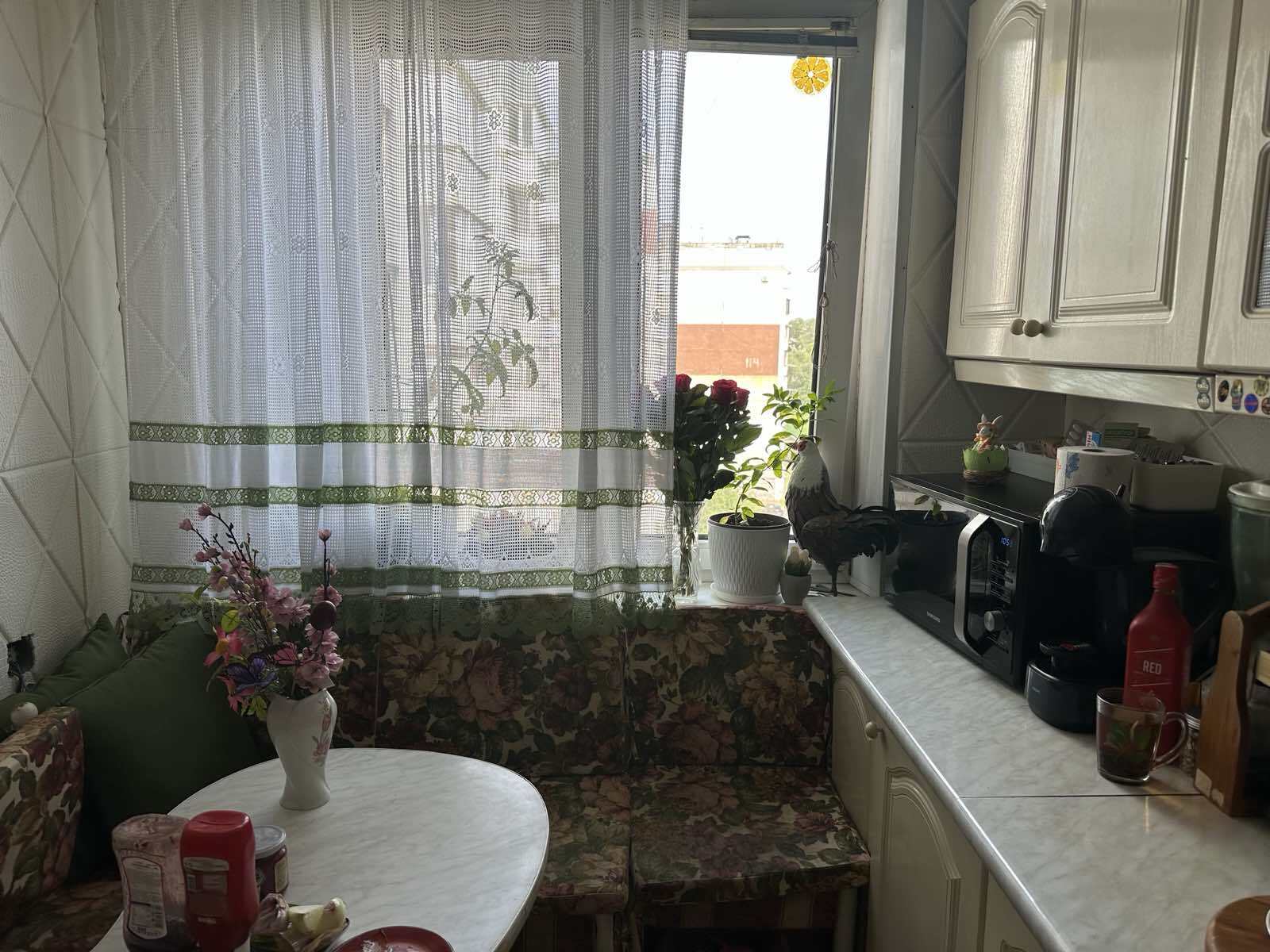 Продаж 3-кімнатної квартири 71.6 м², Незалежності просп., 108