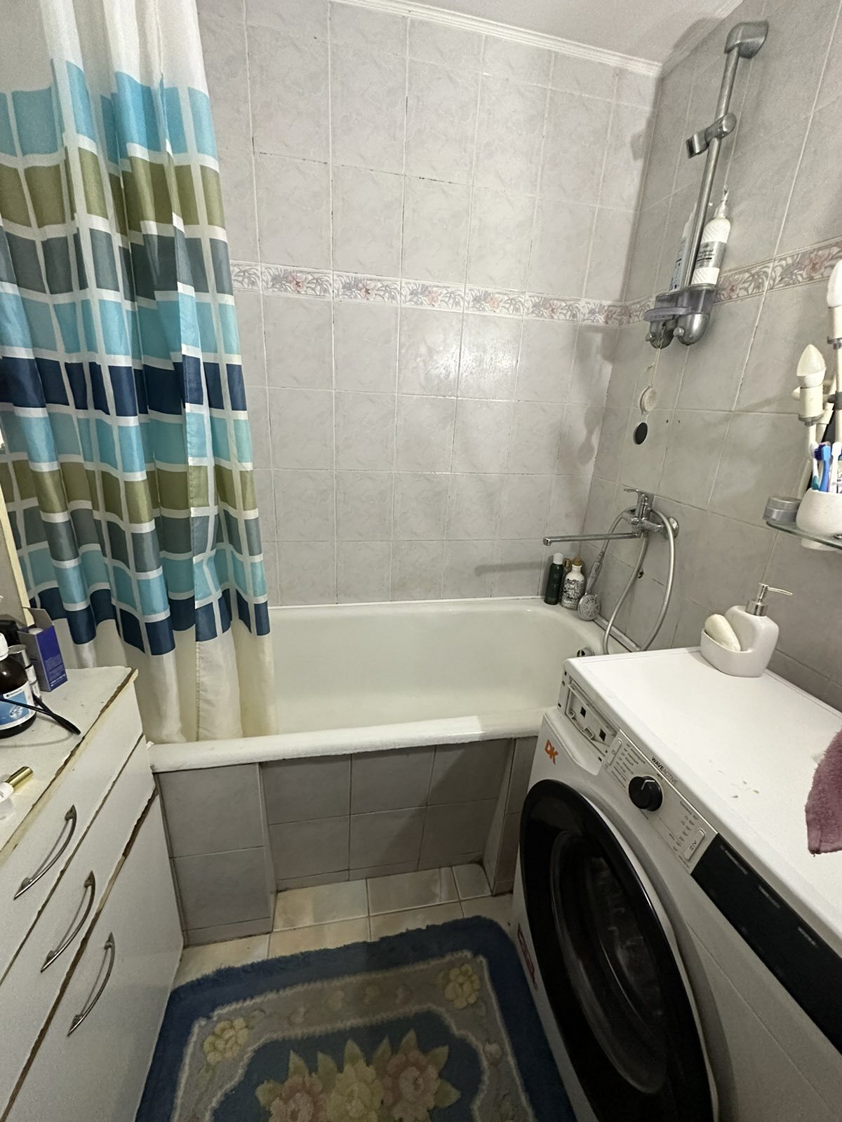 Продаж 3-кімнатної квартири 71.6 м², Незалежності просп., 108