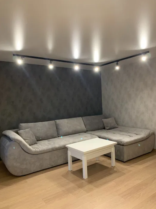Продажа 3-комнатной квартиры 74 м², Небесной сотни просп.