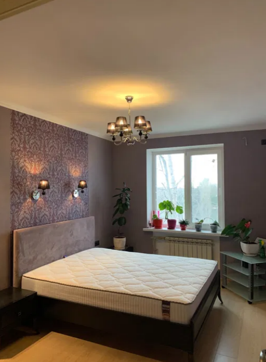Продажа 3-комнатной квартиры 74 м², Небесной сотни просп.