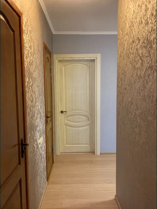 Продажа 3-комнатной квартиры 74 м², Небесной сотни просп.