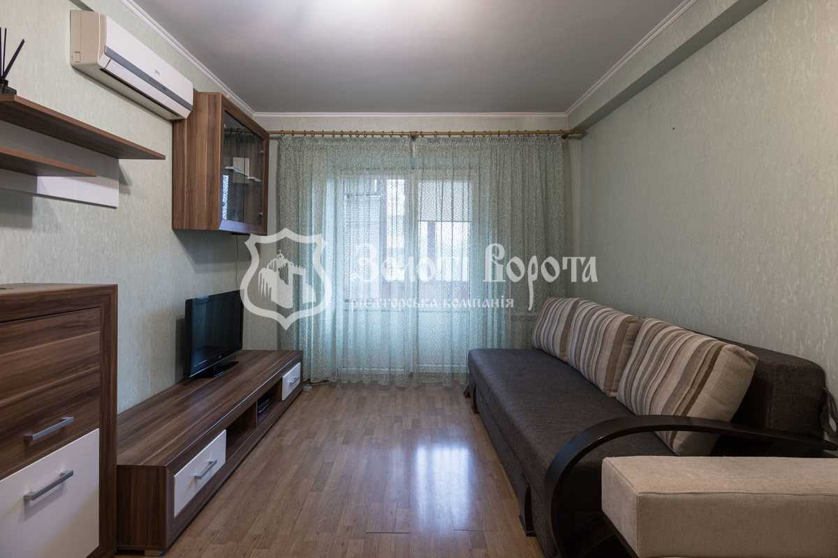 Продаж 1-кімнатної квартири 34 м², Дніпровська наб., 9А
