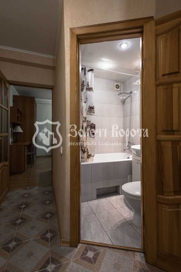 Продаж 1-кімнатної квартири 34 м², Дніпровська наб., 9А