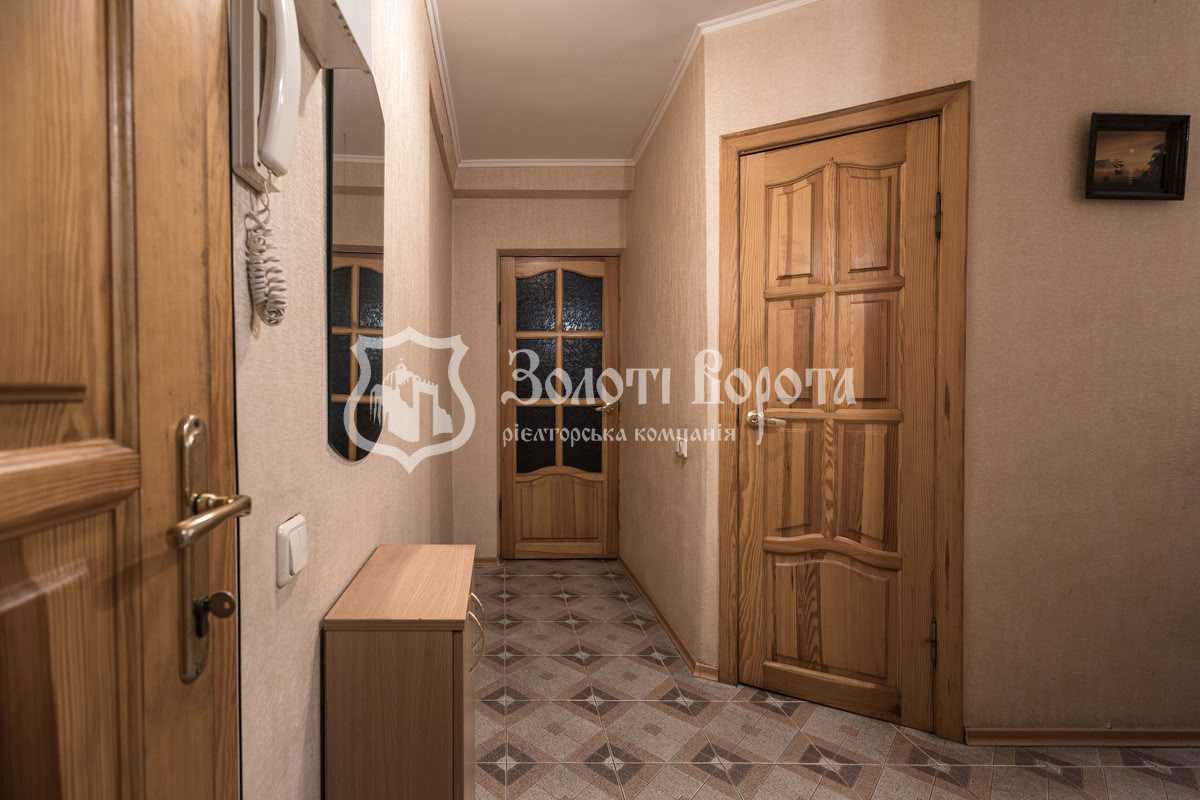 Продаж 1-кімнатної квартири 34 м², Дніпровська наб., 9А