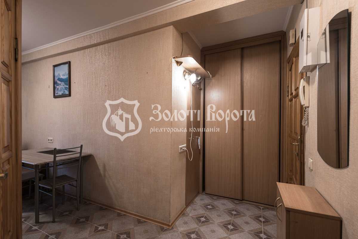 Продаж 1-кімнатної квартири 34 м², Дніпровська наб., 9А
