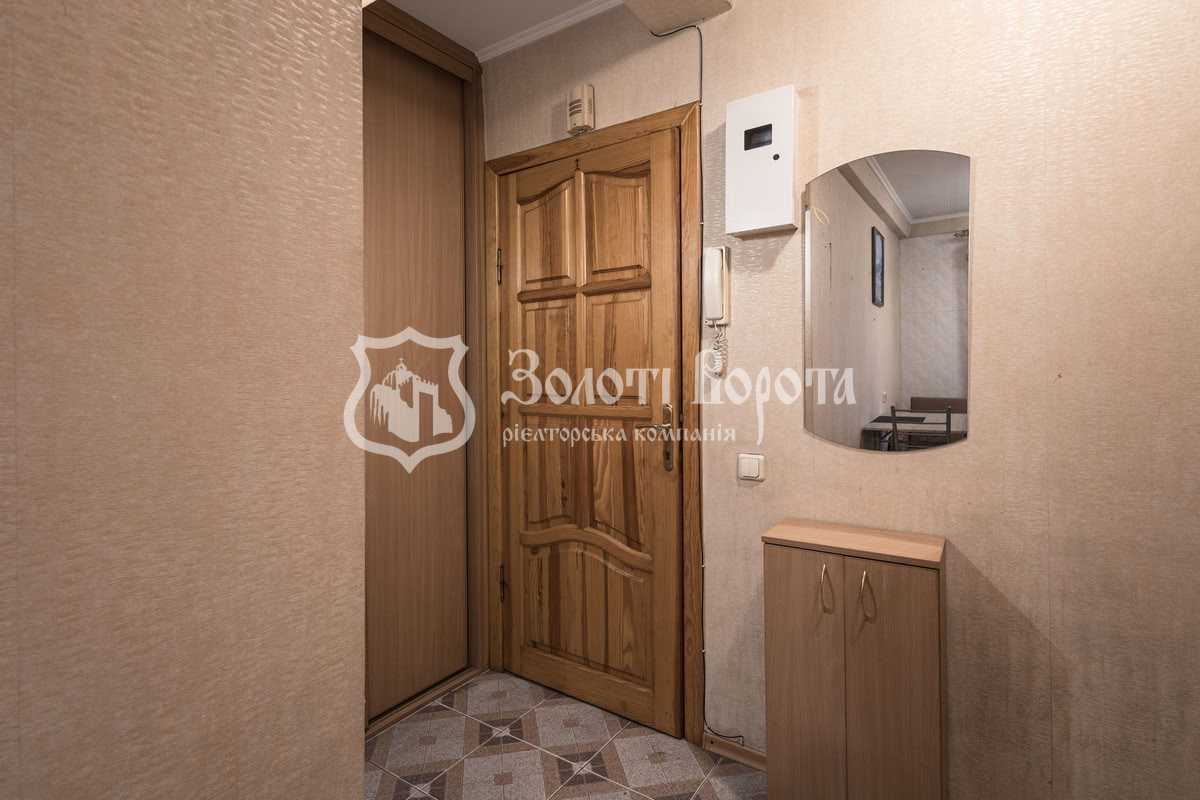 Продаж 1-кімнатної квартири 34 м², Дніпровська наб., 9А