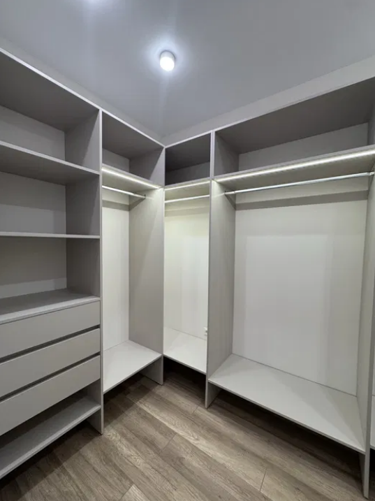 Продаж 2-кімнатної квартири 66 м², Генуэзская вул.