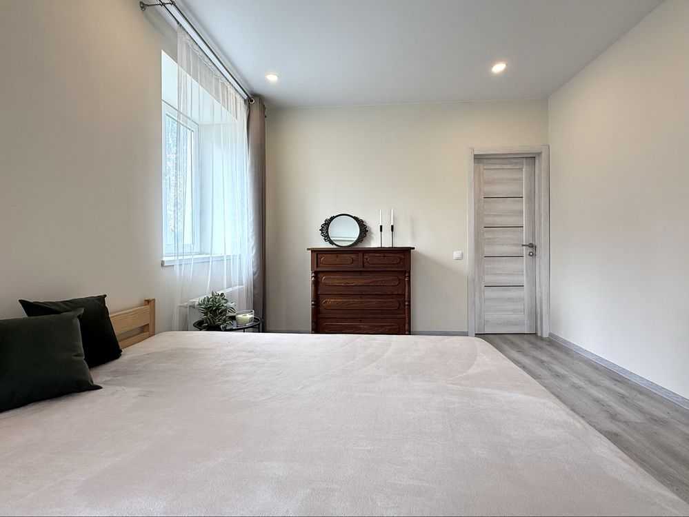 Продажа 2-комнатной квартиры 49 м², Есенина ул., 32
