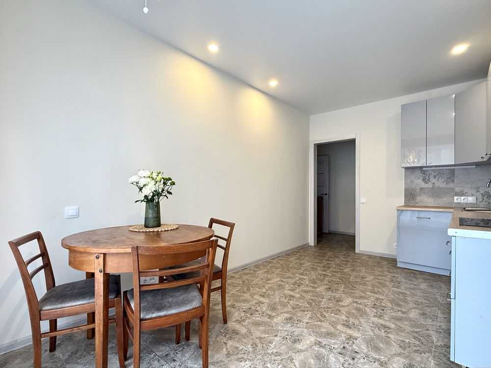 Продажа 2-комнатной квартиры 49 м², Есенина ул., 32