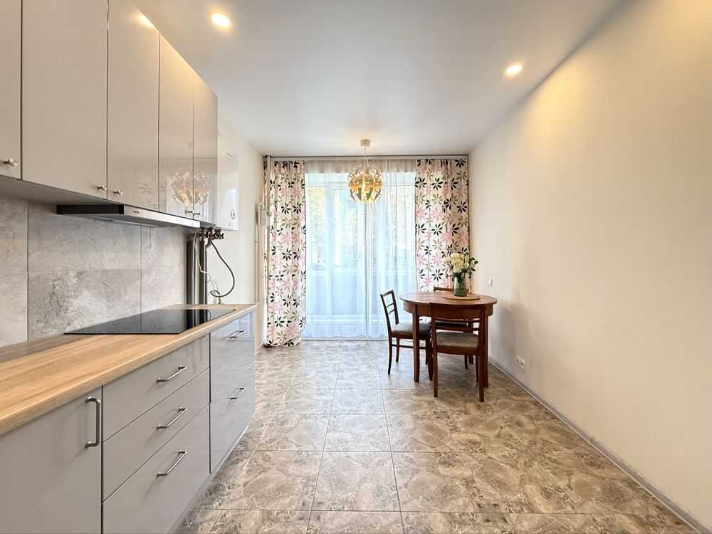 Продажа 2-комнатной квартиры 49 м², Есенина ул., 32