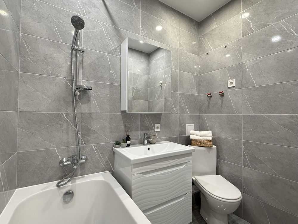 Продажа 2-комнатной квартиры 49 м², Есенина ул., 32