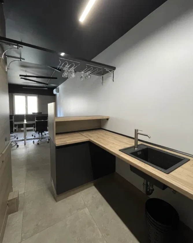 Аренда офиса 100 м², Вице-адмирала Жукова пер.