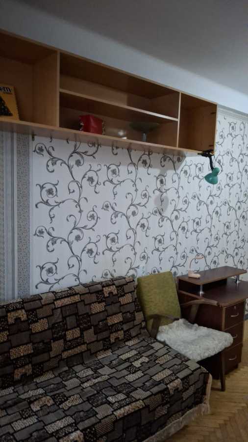 Оренда 1-кімнатної квартири 32 м², Мілютенка вул., 18