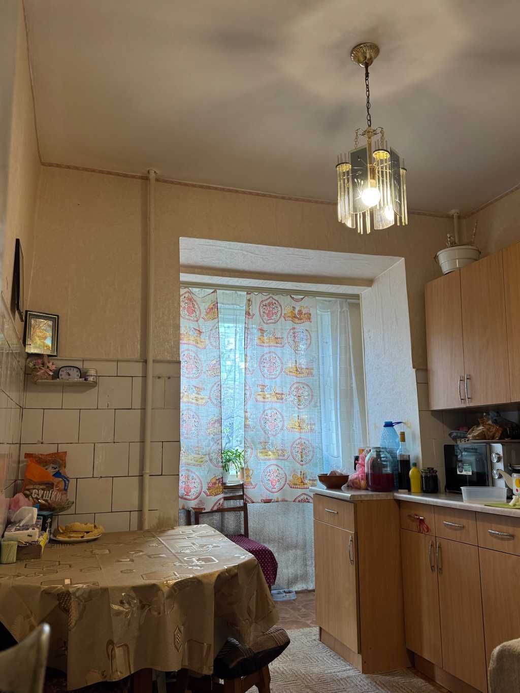 Продаж 1-кімнатної квартири 30.4 м², Богдана  Хмельницького вул., 9