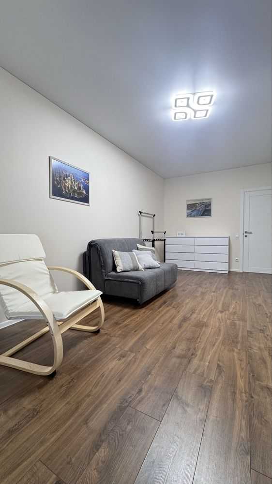 Продаж 2-кімнатної квартири 70 м², Чубинського вул., 8Б